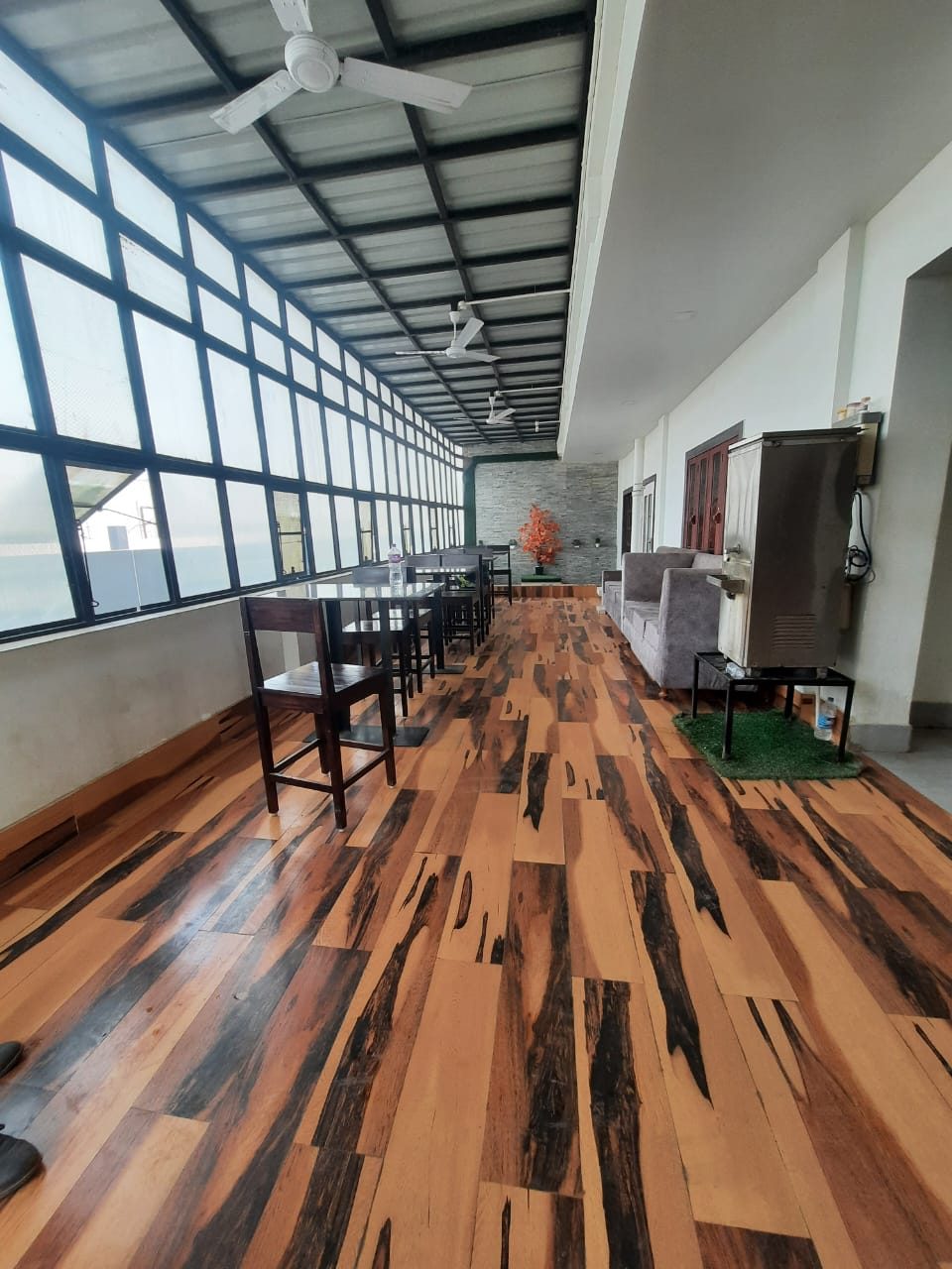 Santuka Group warehouse operations