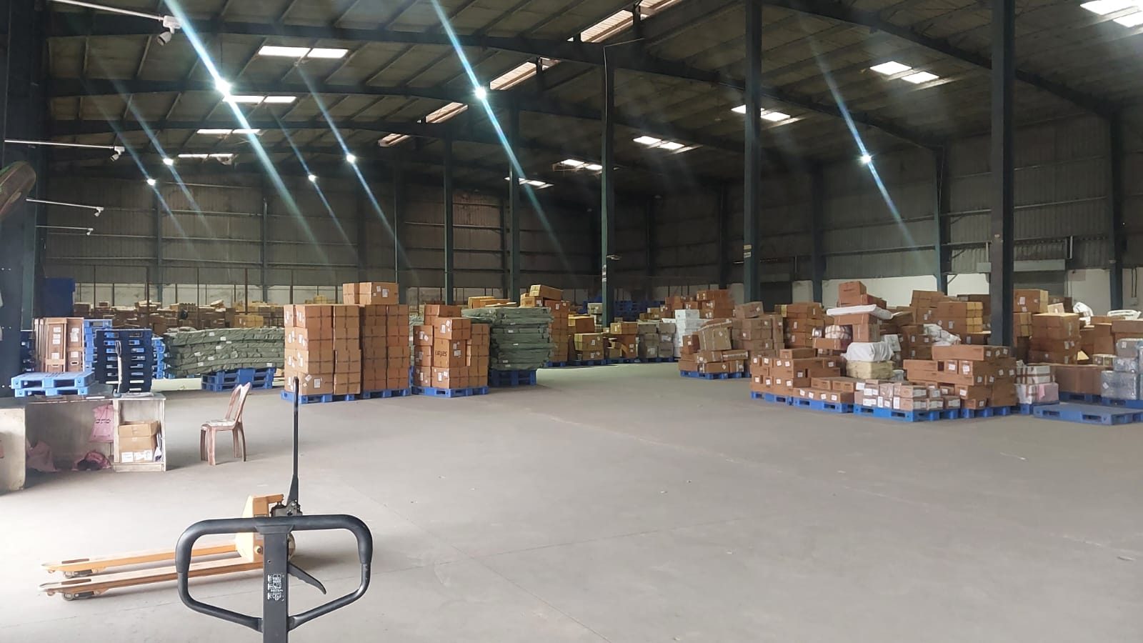Santuka Group warehouse operations